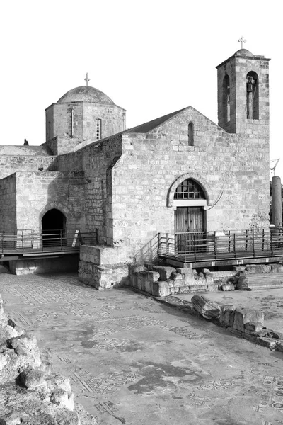 En cyprus la iglesia vieja —  Fotos de Stock