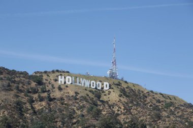  Tepe turizm belgesindeki Hollywood tabelası