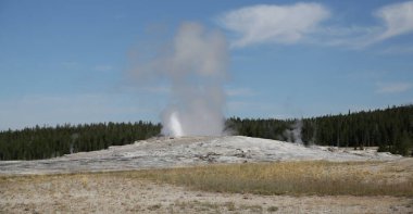 Yellowstone milli parkı içinde Abd'de inanılmaz doğa turist destinatio brauty