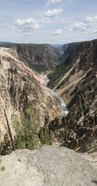 Yellowstone milli parkı içinde Abd'de inanılmaz doğa turist destinatio brauty