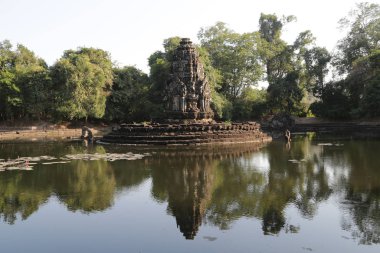 Kamboçya 'da Angkor eski binalar ve tarihi mekanlar Unesco tarafından korunuyordu.