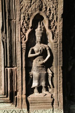 Kamboçya 'da Angkor eski binalar ve tarihi mekanlar Unesco tarafından korunuyordu.