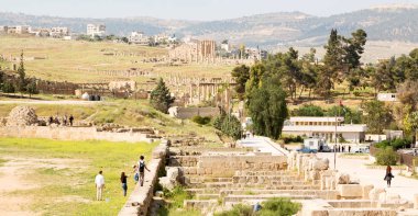 : Jerash jordan antik arkeolojik site turist için klasik miras