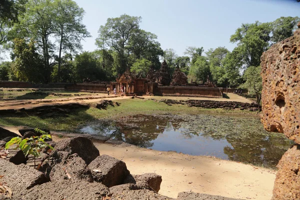 Kambodža Angkor Wat Circa Prosinec 2019 Neidentifikovaní Lidé Poblíž Chrámu — Stock fotografie