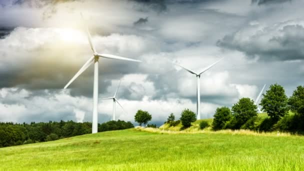 Land landschap met windturbines — Stockvideo