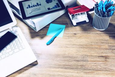 Office masaüstü ile iş kavramı