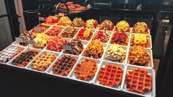 Brussels Belgium Vast Choice Belgian Waffles — 비디오