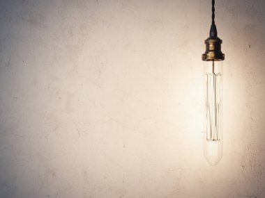 Parlayan ampul ve beyaz duvar. 3D render