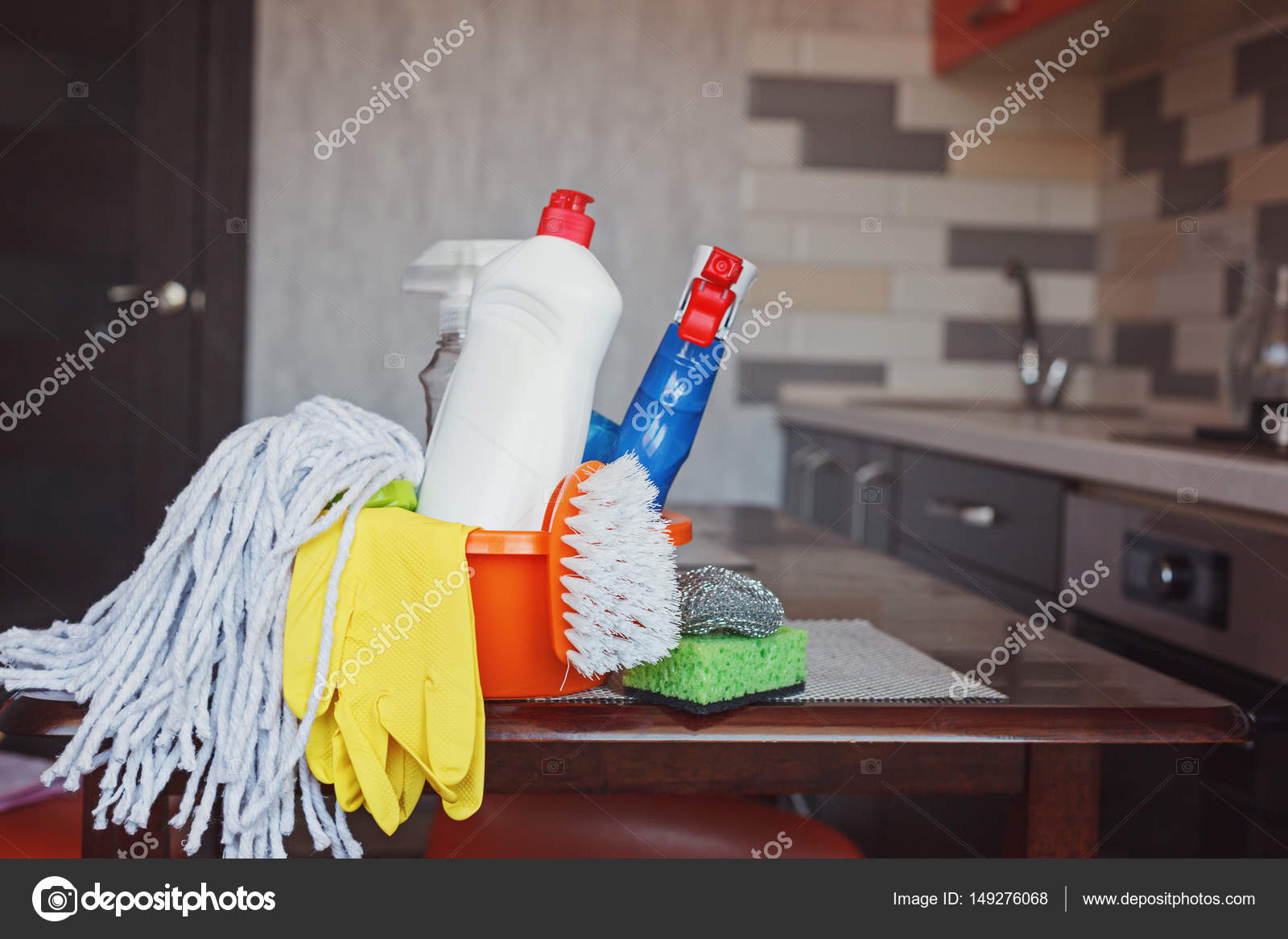 Kitchen & Bath Cleaning Supplies - Cleaning Supplies - Hardware