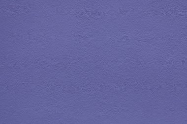 Mor boyalı sıva duvar. 