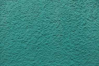 Zümrüt yeşil boyalı sıva duvar