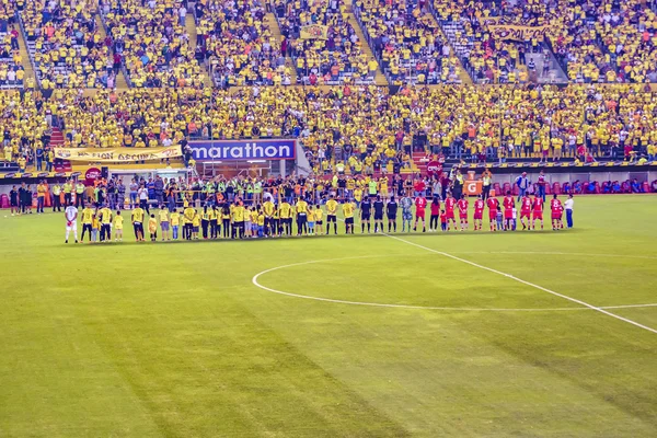 Barcelona contra el Nacional de Futebol Match Guayaquil Equador — Fotografia de Stock