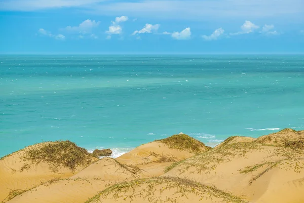 Duny a moře Jericoacoara, Brazílie — Stock fotografie
