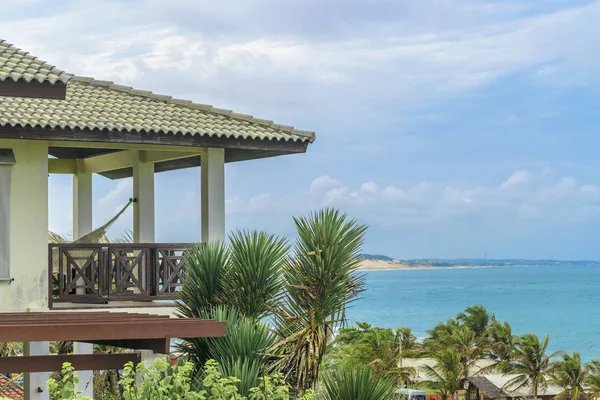 Elegante casa in cima alla collina — Foto Stock