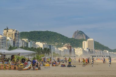 Copacabana Plajı Rio de Janeiro Brezilya insanlar