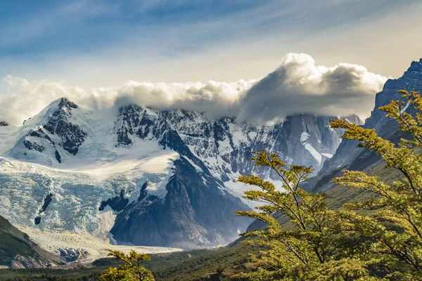 Montagne delle Ande nevose, El Chalten Argentina — Foto Stock