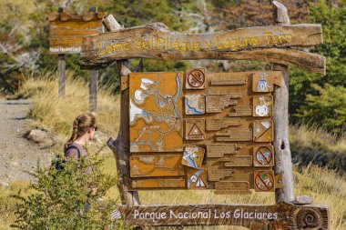 Treeking Road Information. El Chalten - Argentina