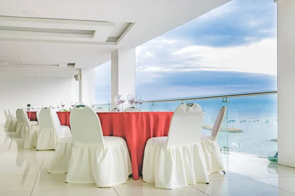 Waterfront Luxury Hotel Restaurant, La Libertad, Ecuador — Stock Photo, Image