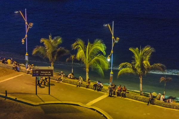 Vista aérea de Malecón, La Libertad, Ecuador —  Fotos de Stock