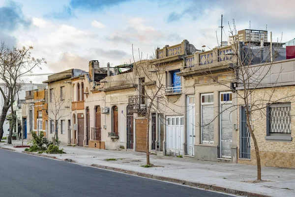 Neighorhood typowy miejski scena, Montevideo, Urugwaj — Zdjęcie stockowe
