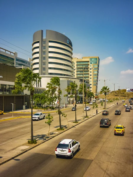 Distrito moderno em Guayaquil, Equador — Fotografia de Stock