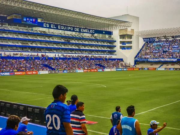 Tribuna abarrotada en el Estadio George Capwell, Guayaquil , — Foto de Stock