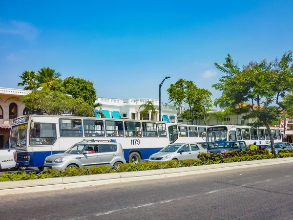 Urbane szene in guayaquil city, ecuador — Stockfoto