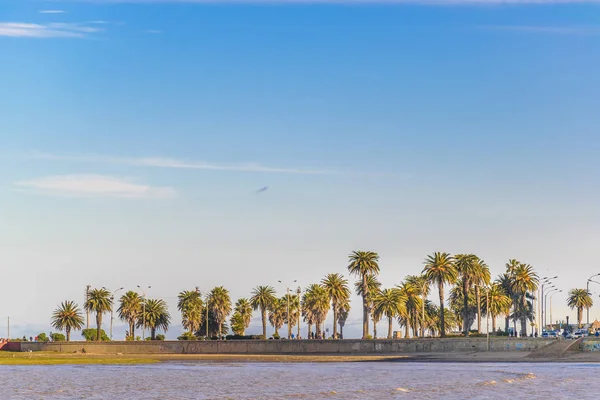 Przybrzeżnych krajobraz sceny, Montevideo, Urugwaj — Zdjęcie stockowe