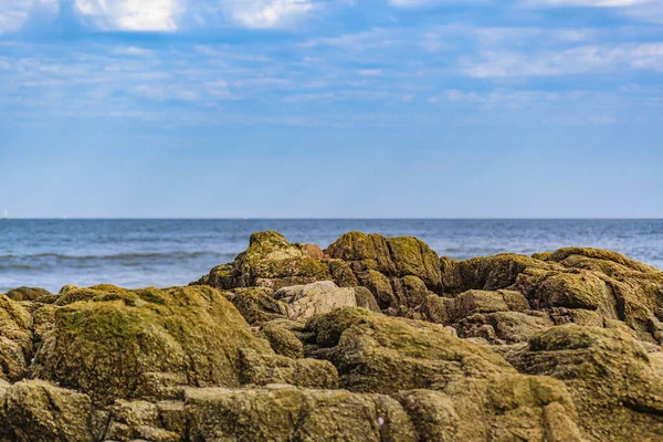 Cena de paisagem costeira rochosa — Fotografia de Stock