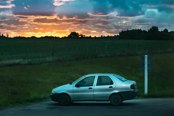 Wiese Sonnenuntergang Landschaft Szene, uruguay — Stockfoto