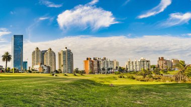 Montevideo Cityscape, yaz saati