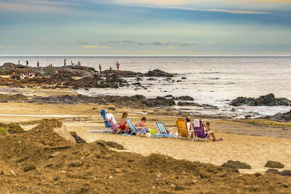 Mensen op Beach, Maldonado, Uruguay — Stockfoto