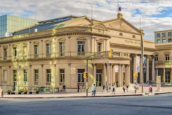 Widok zewnętrzny Solis Theater, Montevideo, Urugwaj — Zdjęcie stockowe