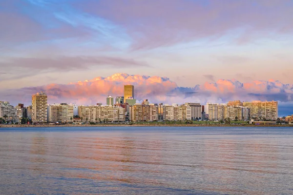 Escena de Montevideo Skyline — Foto de Stock