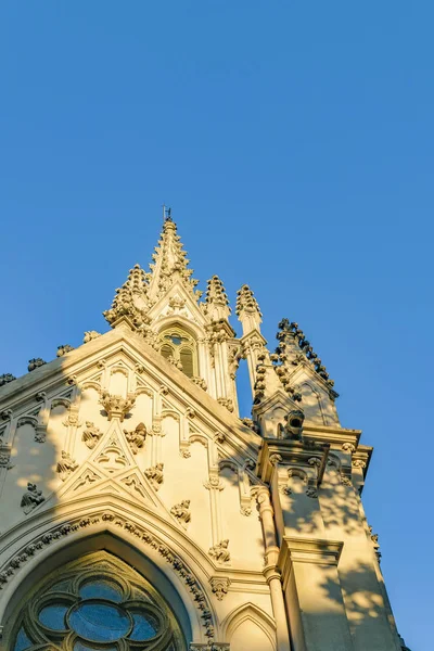 Iglesia Neogótica Edificio Vista Exterior —  Fotos de Stock