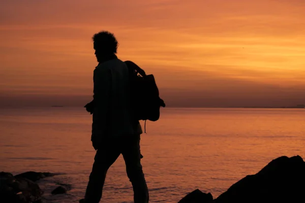 Backpacker Man Silhouette Photo — Stockfoto