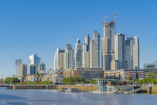 Bâtiments Modernes, Puerto Madero, Buenos Aires — Photo