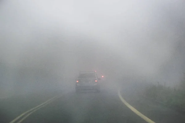 Foggy Highway, Patagonia, Chile — Zdjęcie stockowe