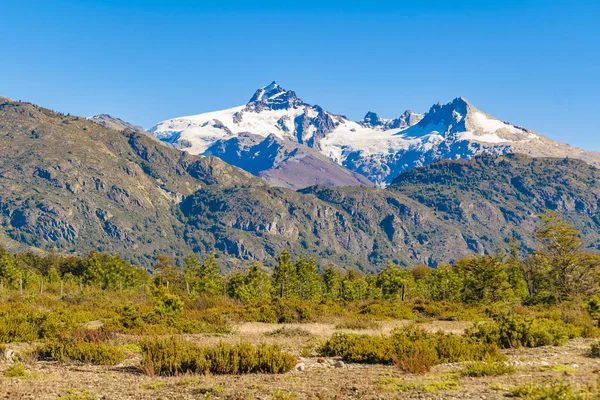 Андійський Патагонії краєвид, користувач Aysen, Чилі — стокове фото