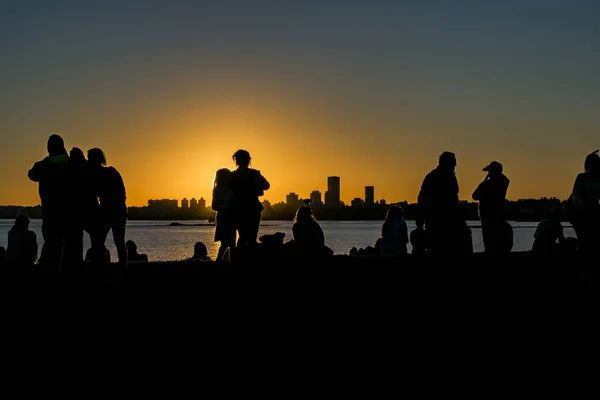 Escena del paisaje urbano del atardecer, Montevideo, Uruguay —  Fotos de Stock