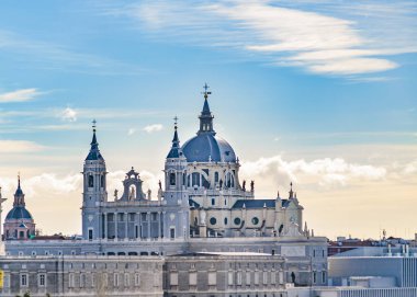 Santa Maria la Real de la Almudena Cathedral