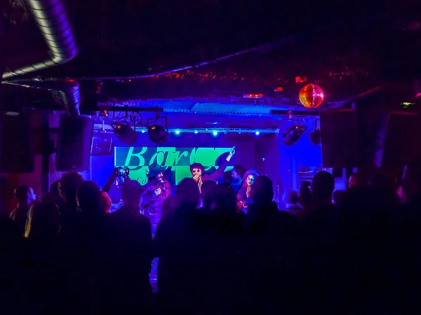 Rock konserinde Pub, Madrid, İspanya — Stok fotoğraf