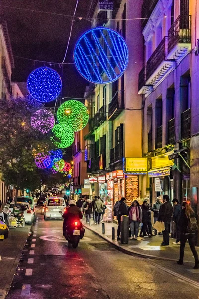 Noel dekorasyonu nigth Scene, Madrid, Ispanya
