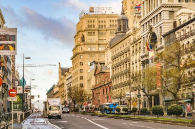 Gran via street, madrid, İspanya