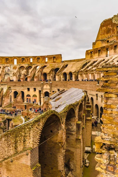 Binnenaanzicht van Colosseum, Rome, Italië — Stockfoto