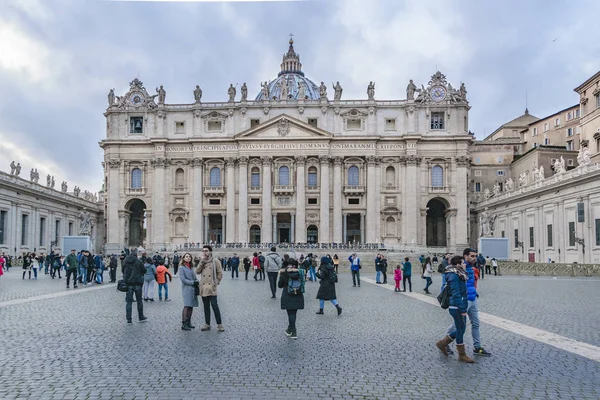 Saint Peters placu w Rzymie, Włochy — Zdjęcie stockowe