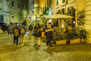 Roma şehir merkezinde, kentsel gece çekimi