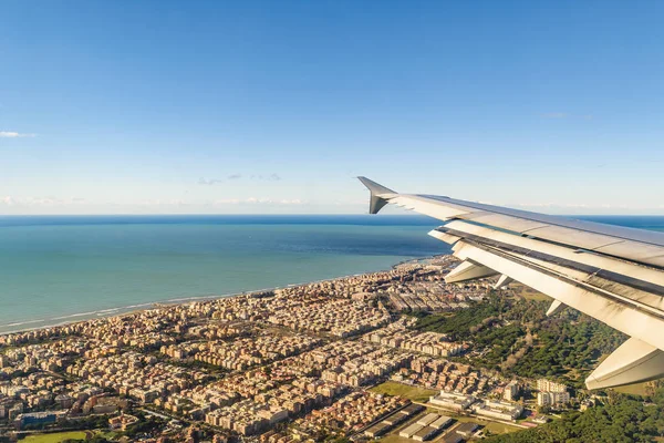 Fiumicino hava görünümü penceresi bir düzlem