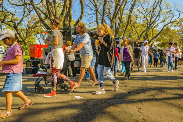 Foule au Parque Rodo Park, Montevideo, Uruguay — Photo