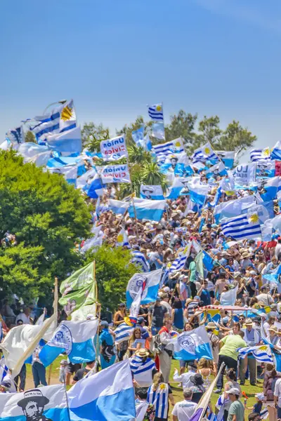 Празднование политического акта, Монтевидео, Уругвай — стоковое фото